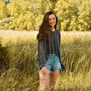 Meet your Posher, Ida lee